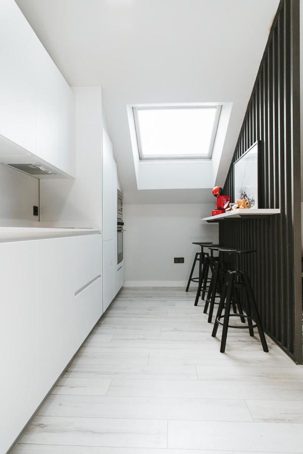 Mk77 Leon - Atiko Apartment Ngoại thất bức ảnh