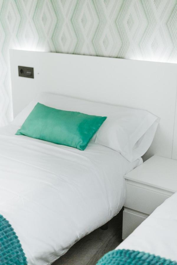 Mk77 Leon - Atiko Apartment Ngoại thất bức ảnh